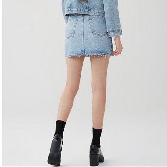AGOLDE Palladium High Rise Denim Skirt with Raw Hem in Color Renewal Size 23. - Picture 2 of 8